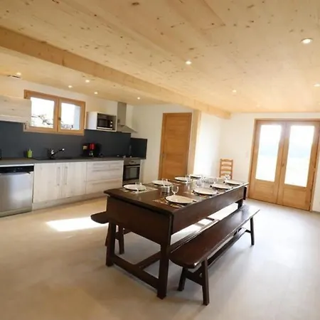 Ancien Buron Isole Au Coeur Du Parc Des Volcans, Cheminee, Internet, Jardin, Randonnees - Fr-1-742-543 Holiday home